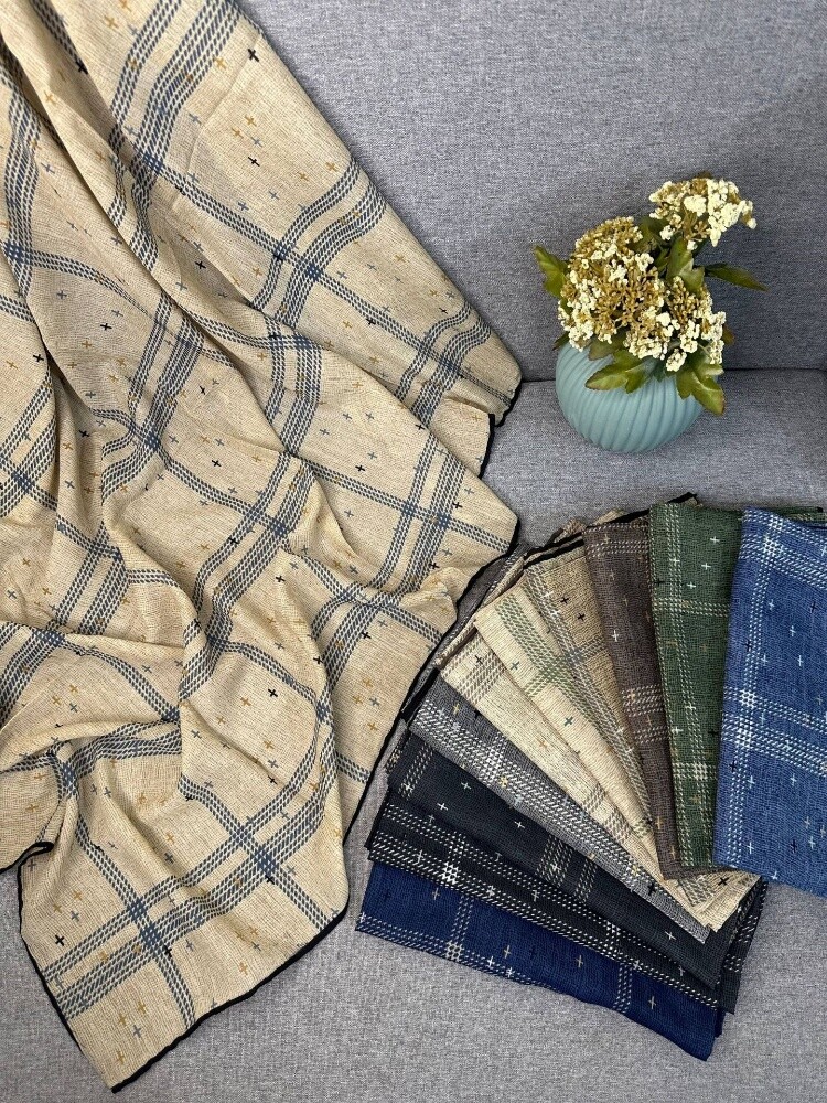 Iranian Scarves & Shawls (30_100QAR - 11