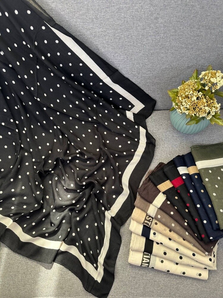 Iranian Scarves & Shawls (30_100QAR - 9