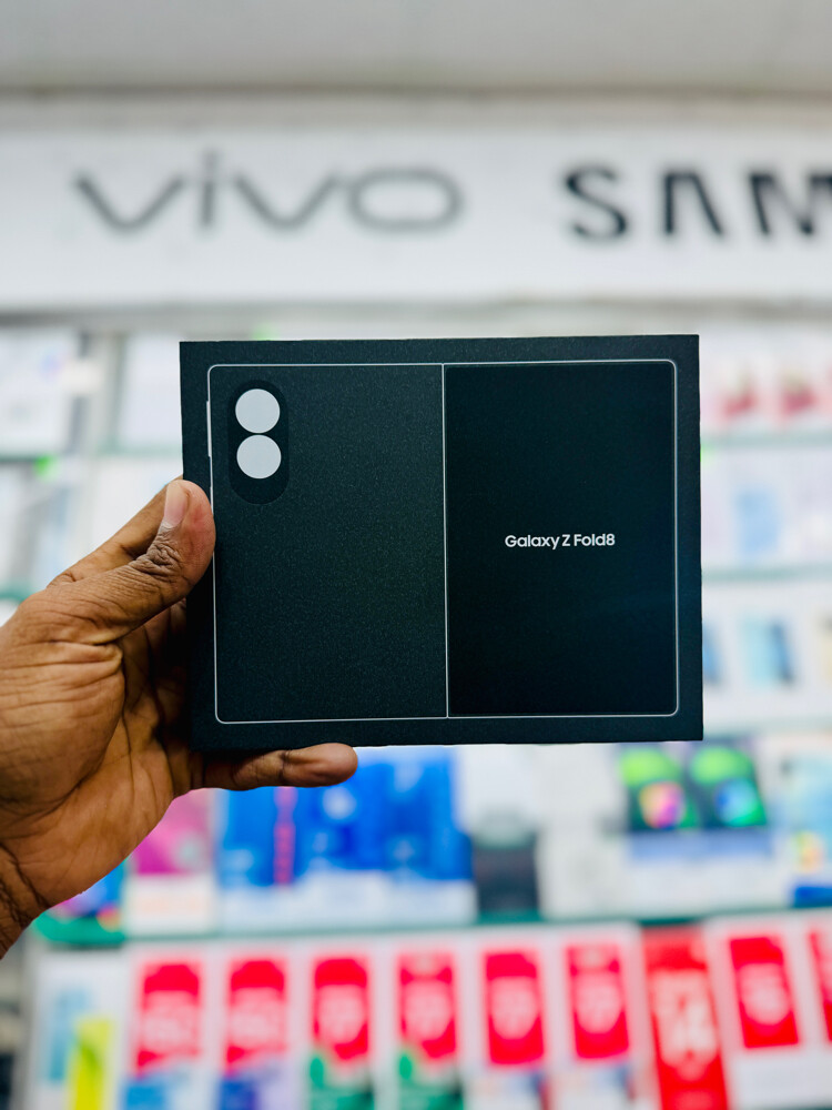 Samsung Galaxy Z Fold 8 - 6