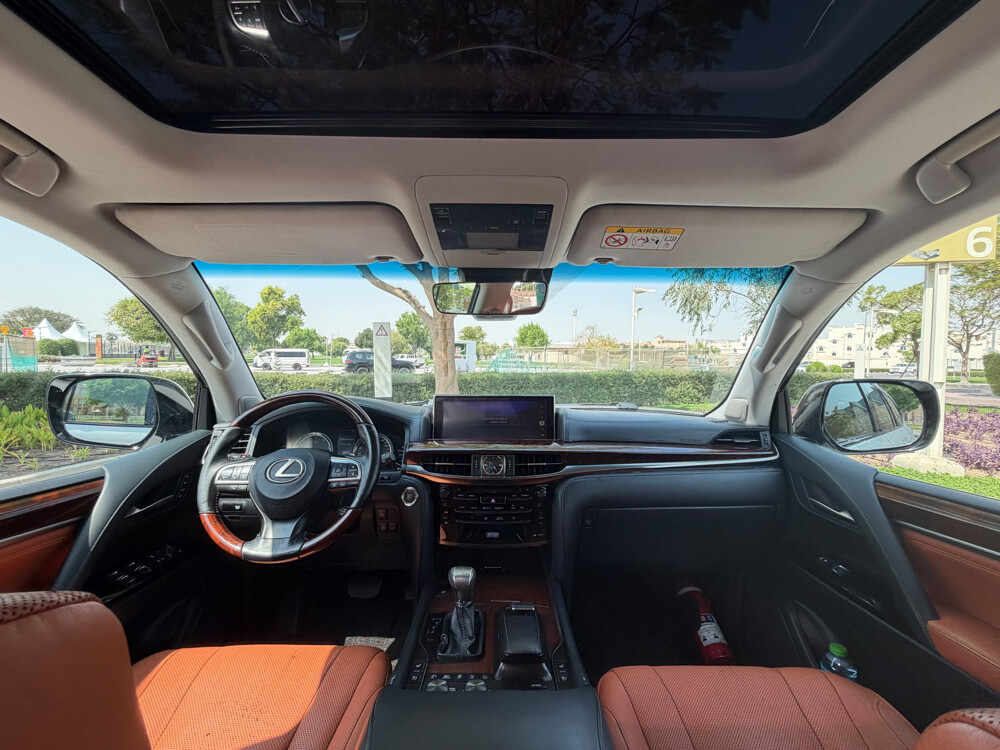 Lexus LX 570 - 8