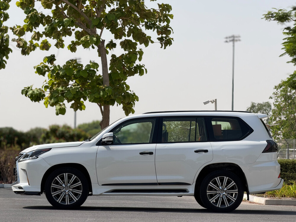 Lexus LX 570 - 3
