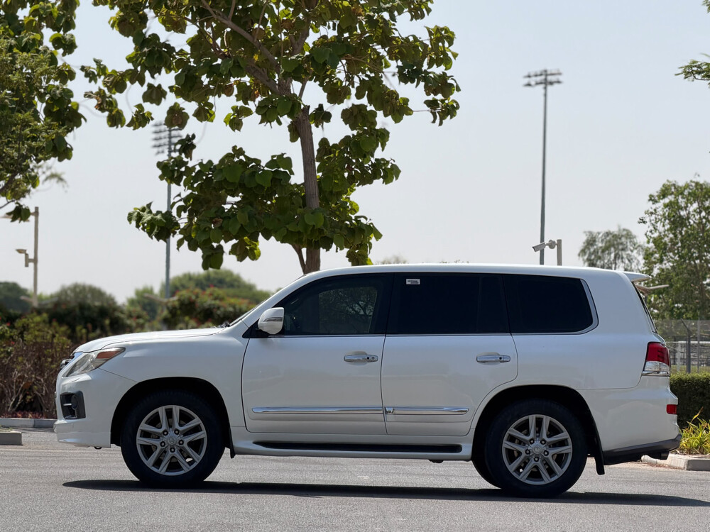 Lexus LX 570 - 6