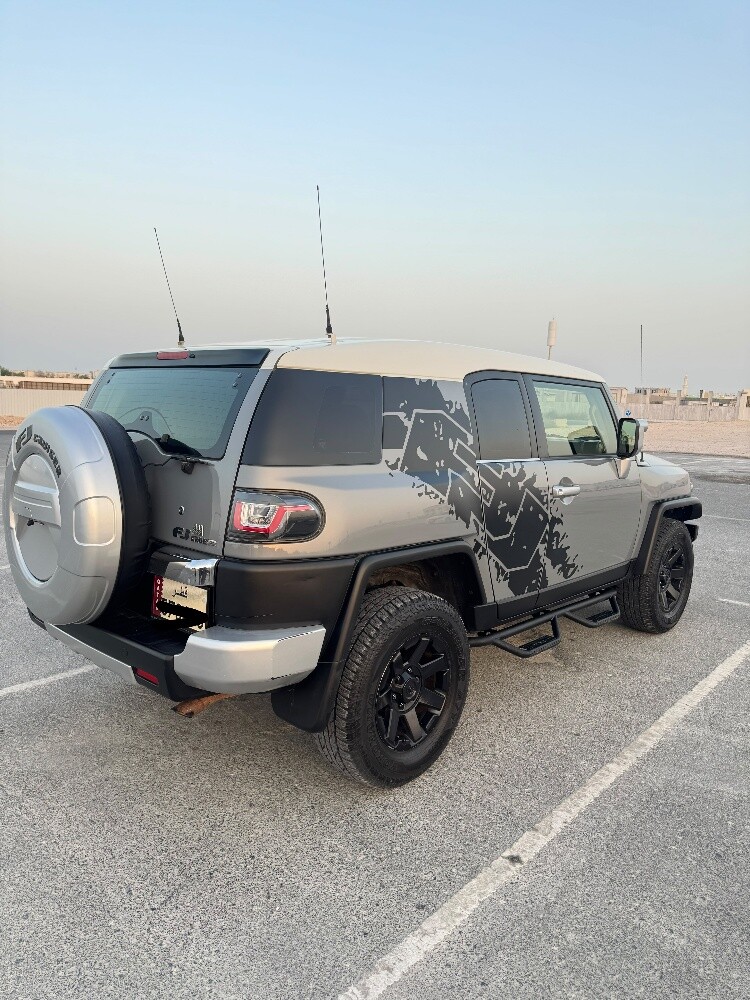 Toyota Fj 2014 for Sale - 4