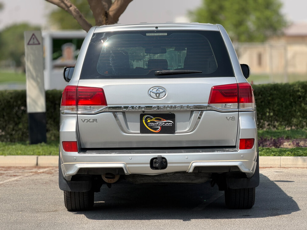 Toyota GXR V8 2015 - 5