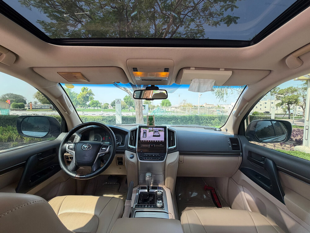 Toyota GXR V8 2015 - 12