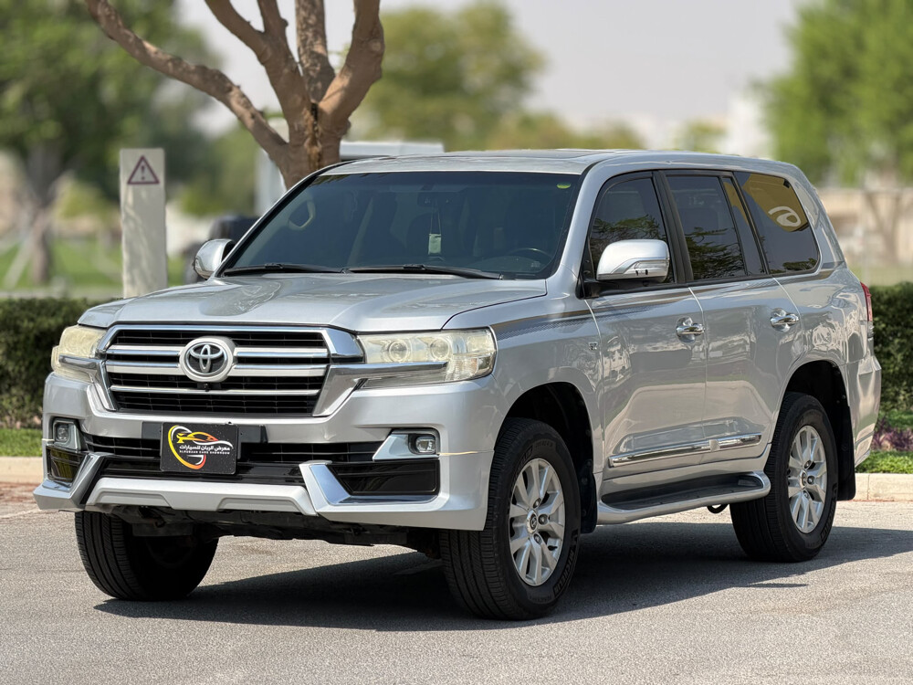 Toyota GXR V8 2015 - 1
