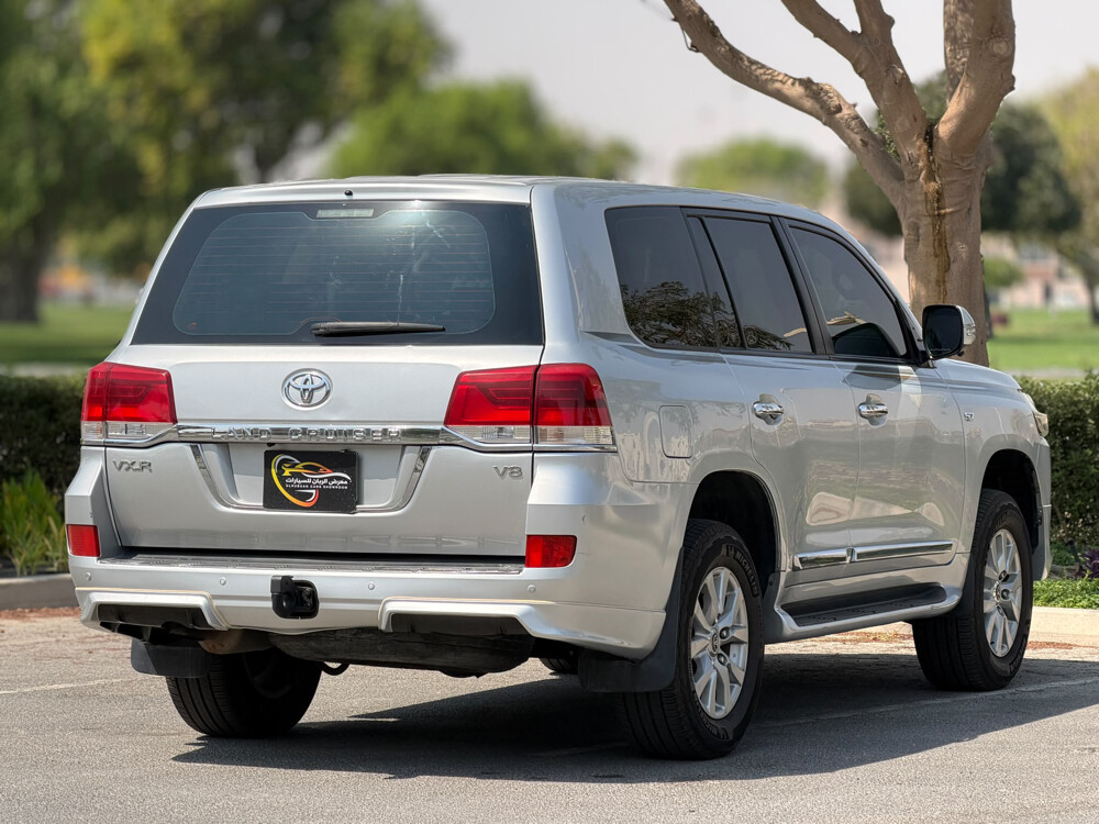 Toyota GXR V8 2015 - 4