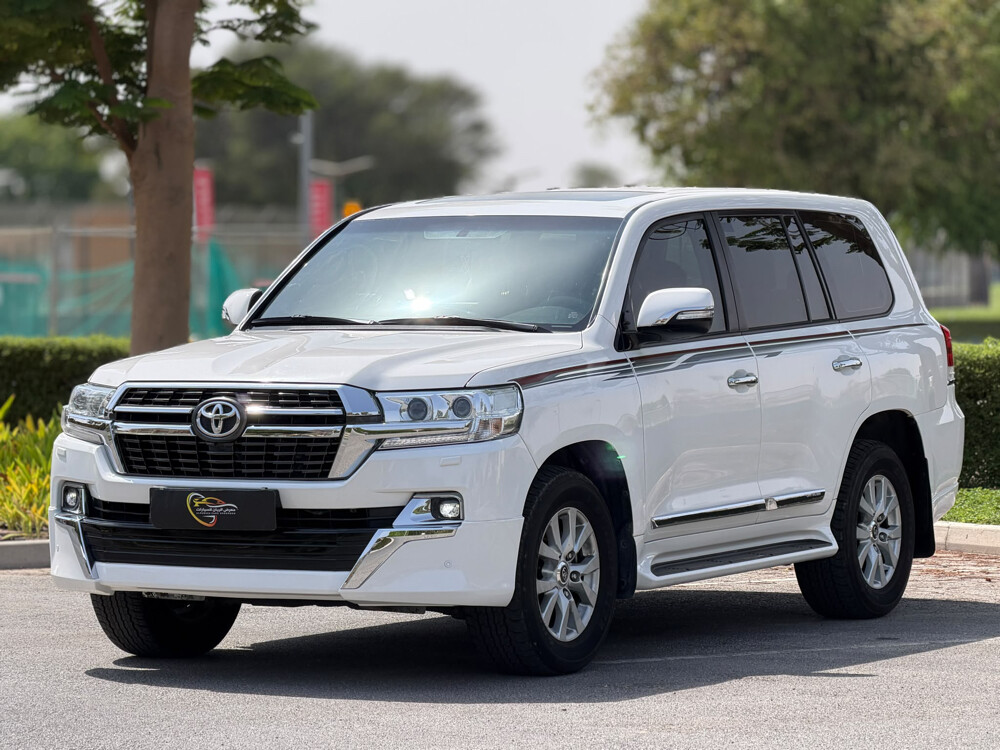 Toyota Land Cruiser GXR V8 - 1