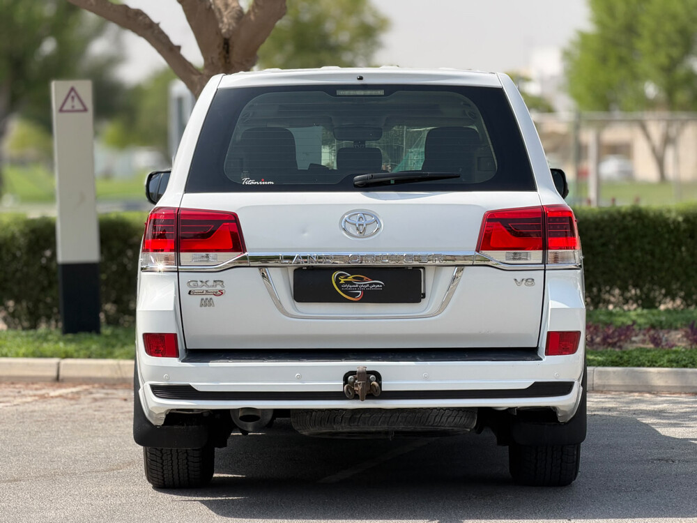 Toyota Land Cruiser GXR V8 - 6