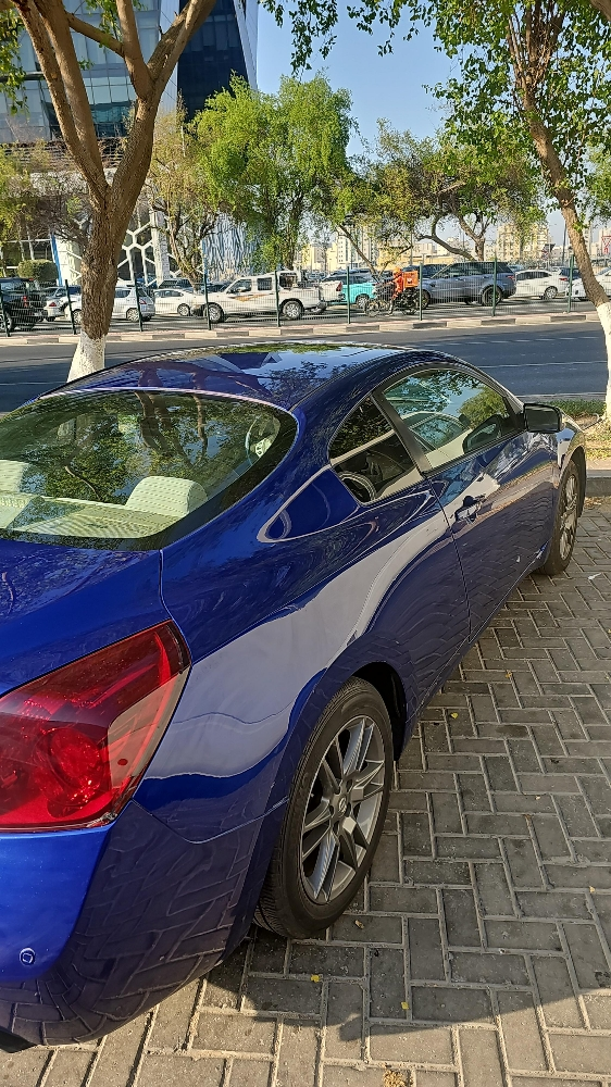Nissan Altima coupe - 2