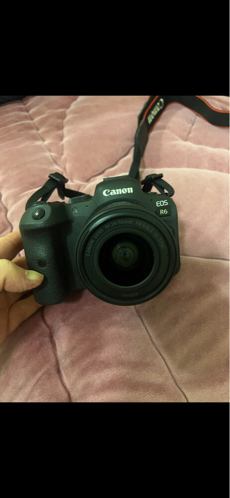 Canon R6 - 2