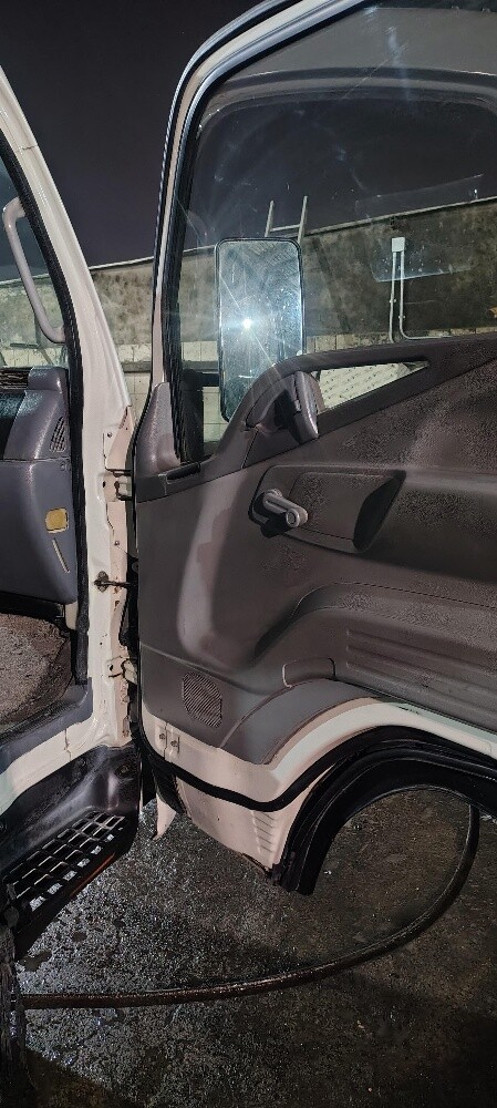 mitsubishi canter 3 ton - 3