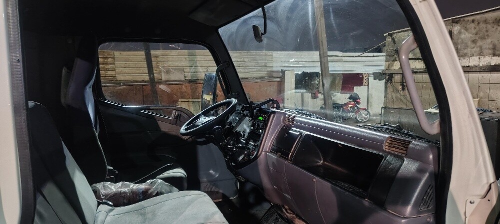 mitsubishi canter 3 ton - 4