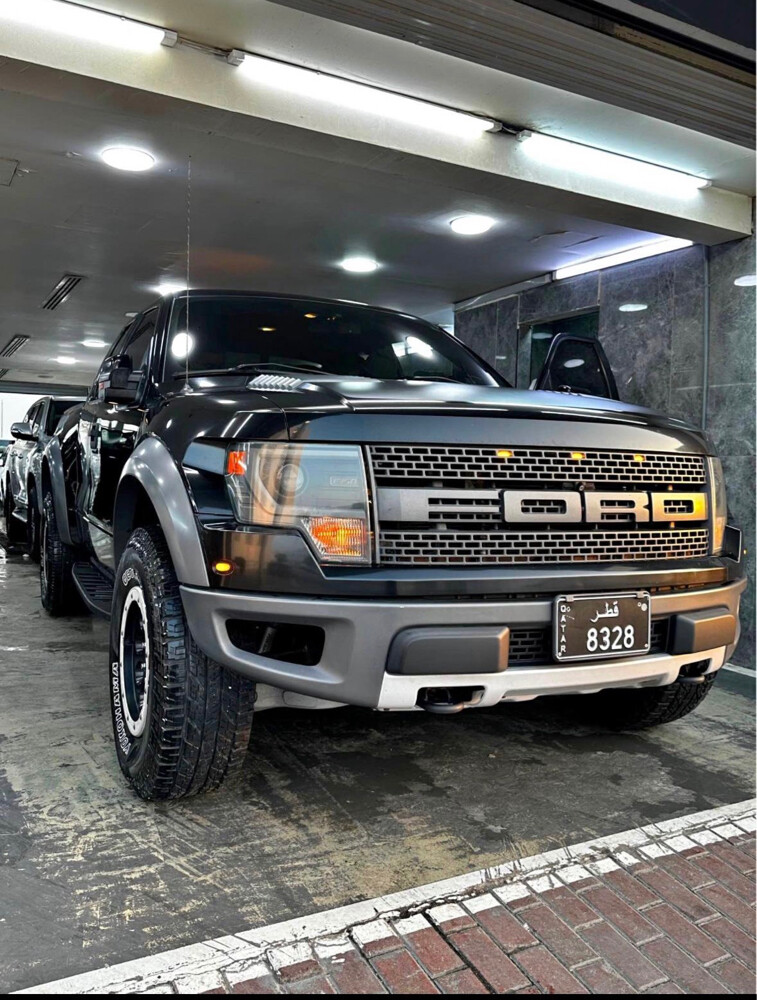 2014 Ford F150 Raptor SVT - 2
