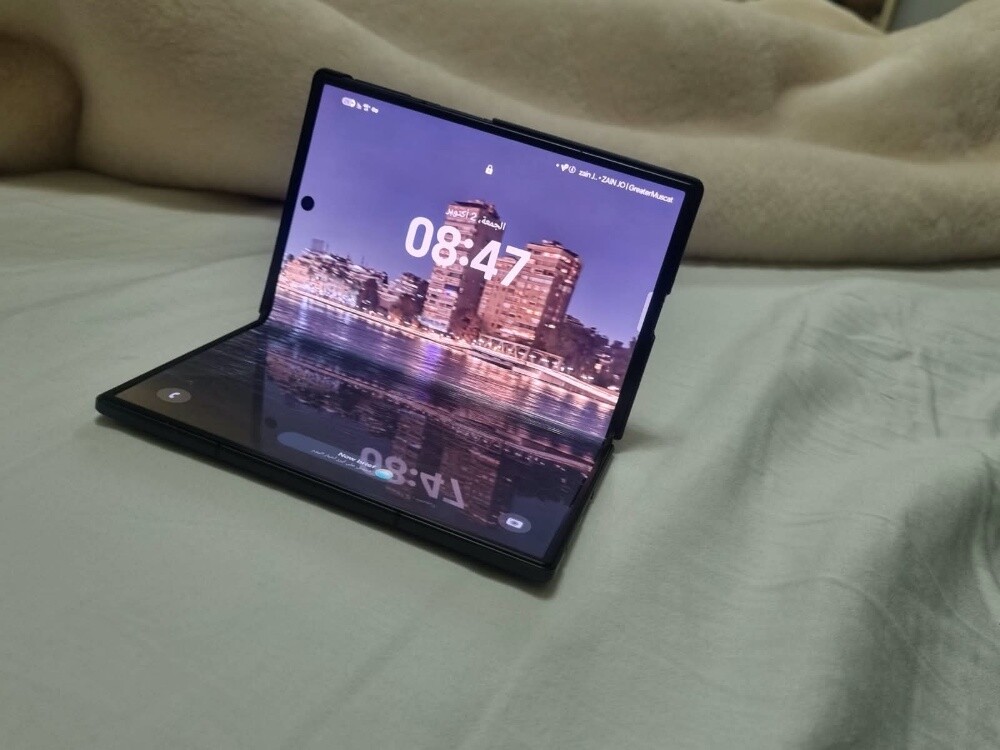 فولد زدد ٨ للبيع ٥١٢ جي بي - 4