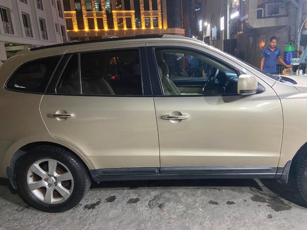 hyundai Santa fe V6 4x4 Korean - 3