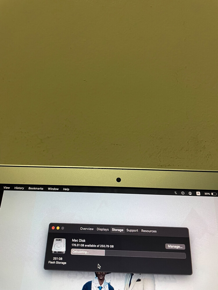 ماك بوك  - 3