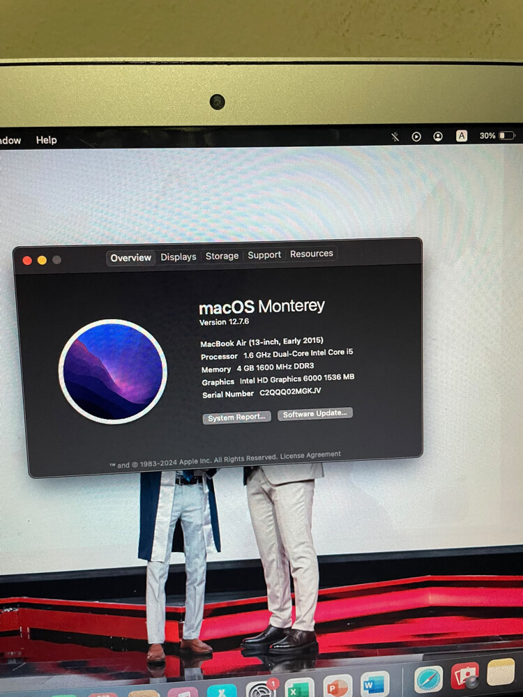 ماك بوك  - 4