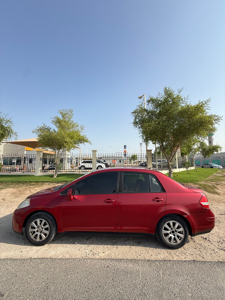 Nissan Tiida 2012 (New Istimara) - 1