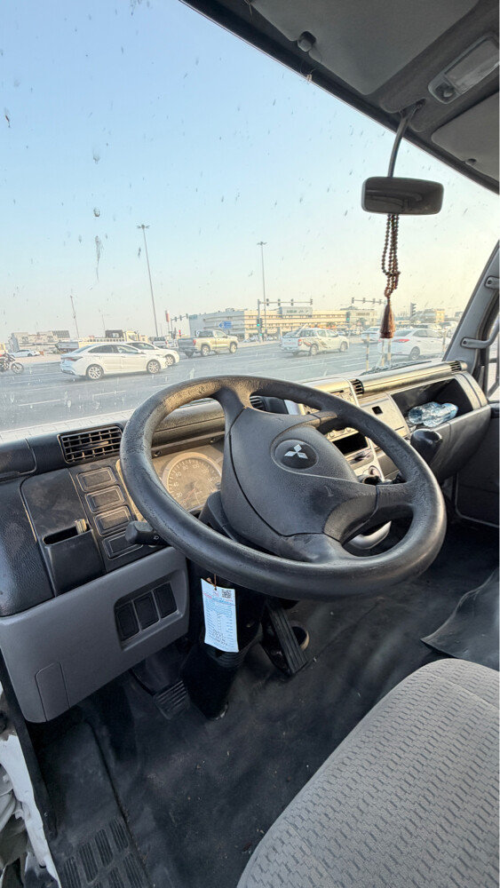 Mitsubishi Canter 2017 For sale - 4
