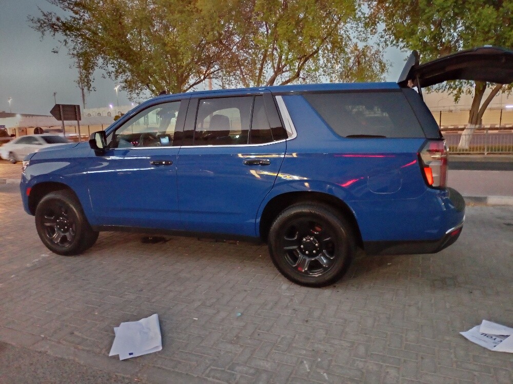 Chevrolet tahoe - 2