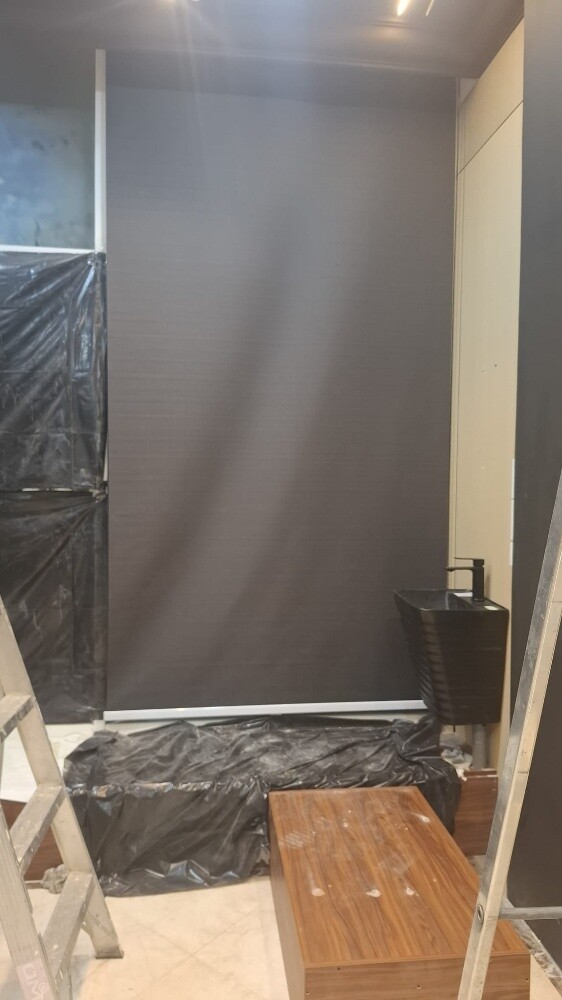 ستائر قماش لون أسود بحالة ممتازة - 2