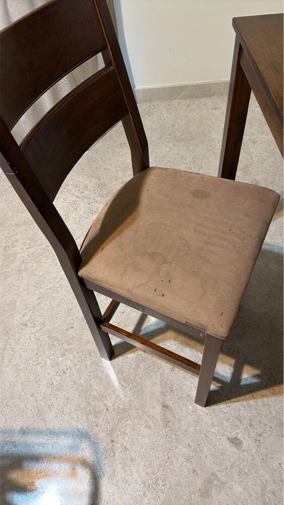 table with 4 chairs - 7