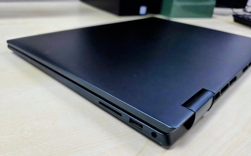 DeLL 2in1 i7-1260p 16GB 512GB 2GB N - 16