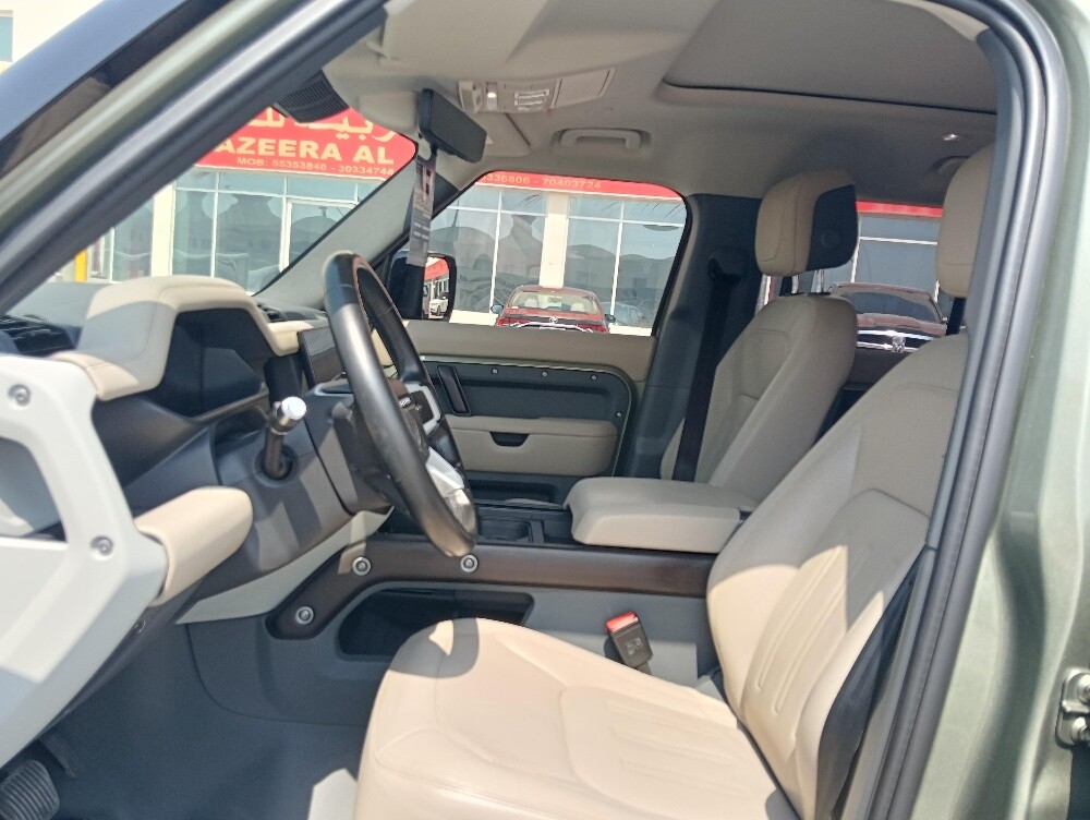 land Rover defender 2022 - 4