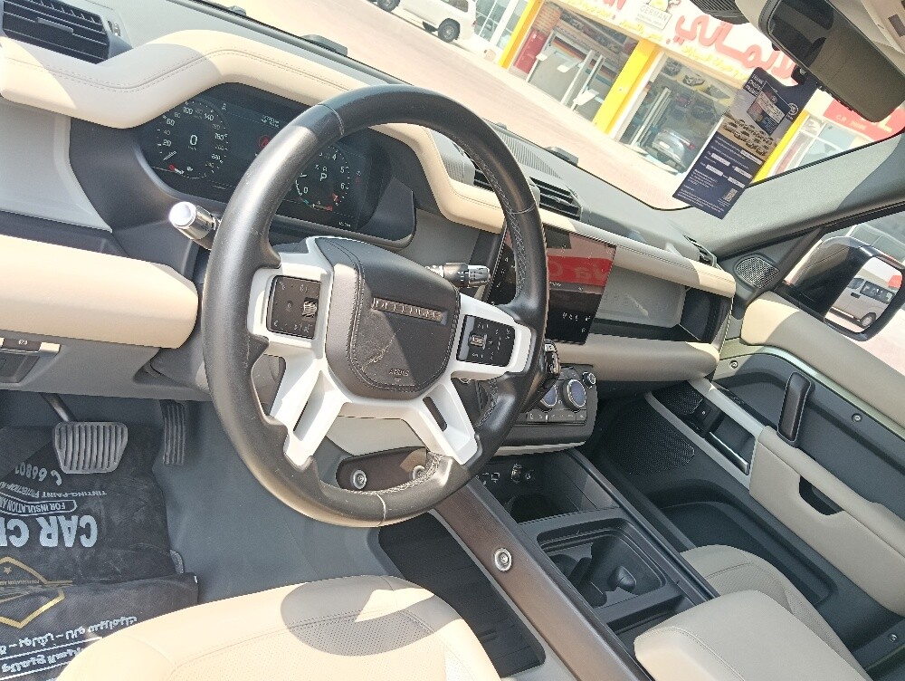 land Rover defender 2022 - 7