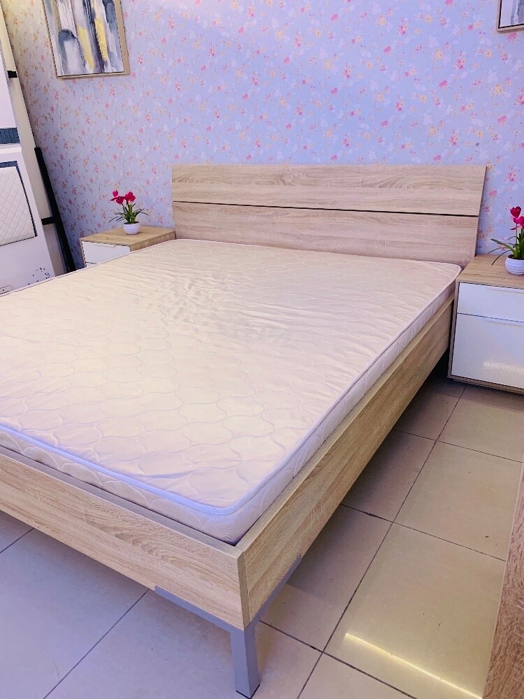 HOME CENTER KING BED SET - 4