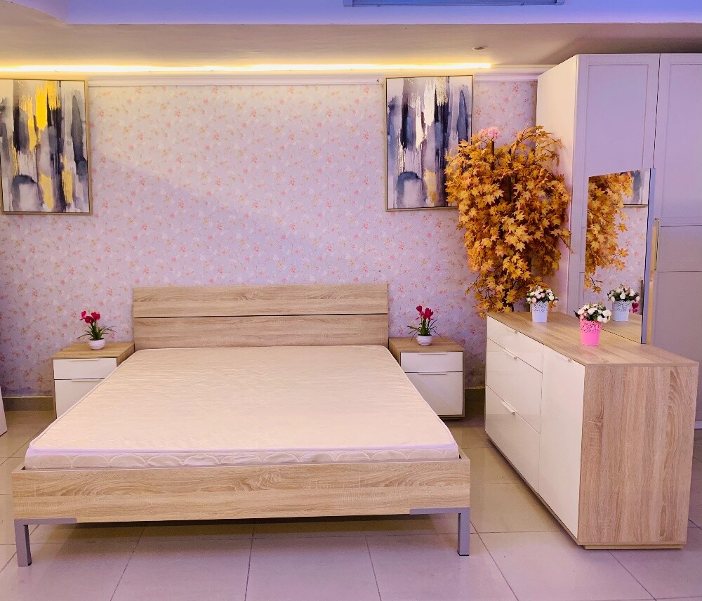 HOME CENTER KING BED SET - 1