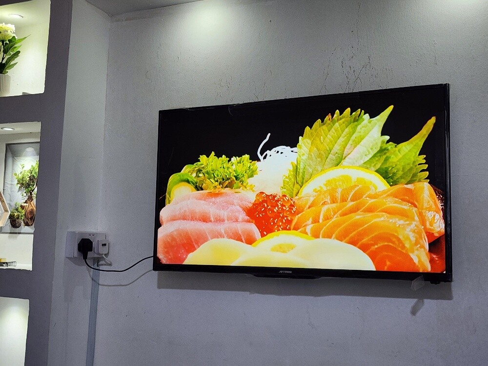 40 smart aeemote ndroid tv with rem - 2