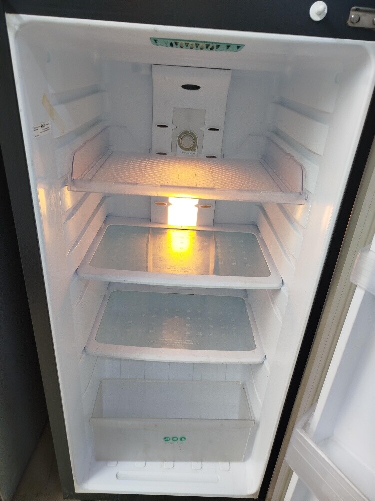 Oscar medium size refrigerator - 3