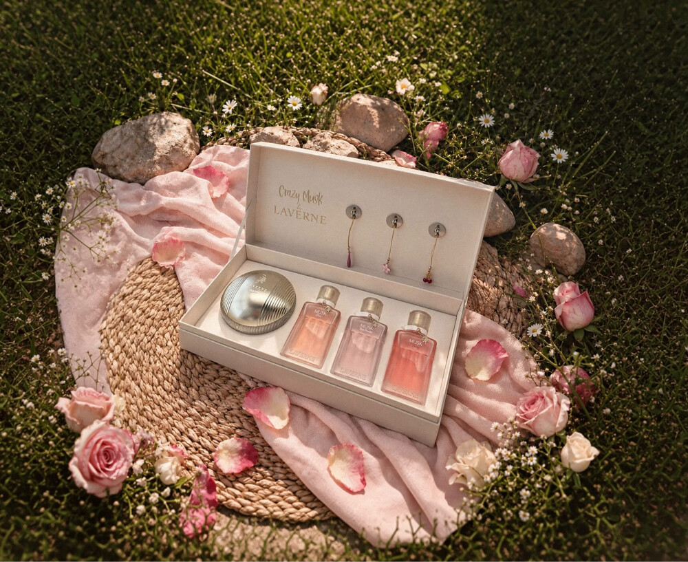 عطور وتوزيعات لافيرن وعساف - 1
