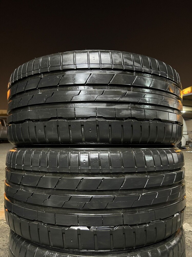 275-35-21,,, Hankook brand - 9