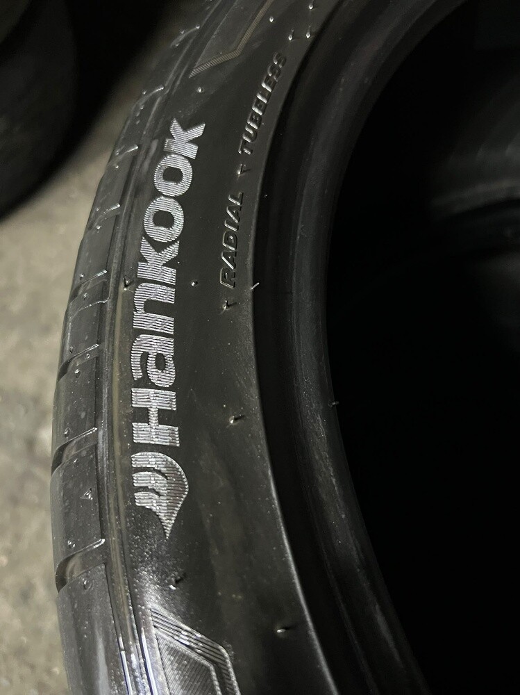 275-35-21,,, Hankook brand - 5