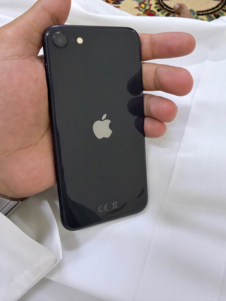 iPhone SE 2020 - 2