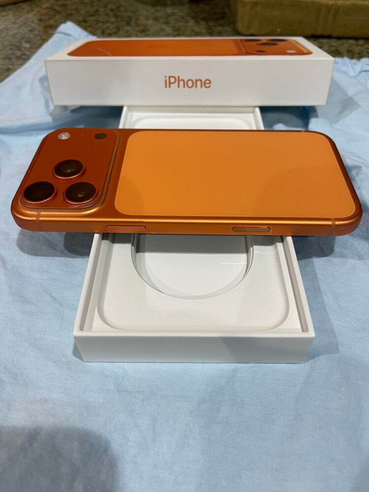 iPhone 17 Pro Max 512GB - Orange - 1