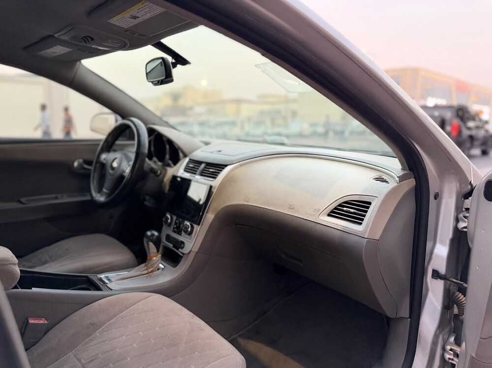 Chevrolet malibu 2010 - 7