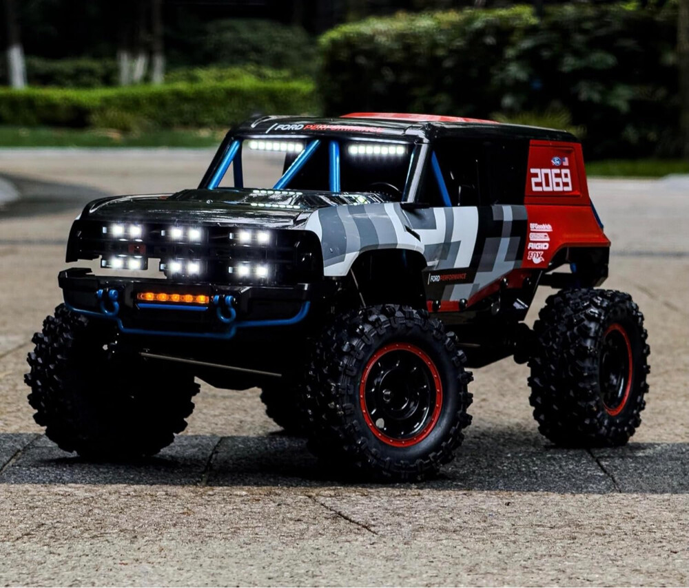 Bronco scale 1:8 - 2