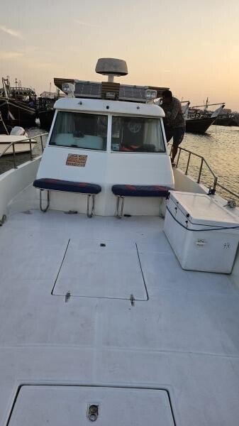 36" BOAT FOR SALE WITH AC CABIN - 1