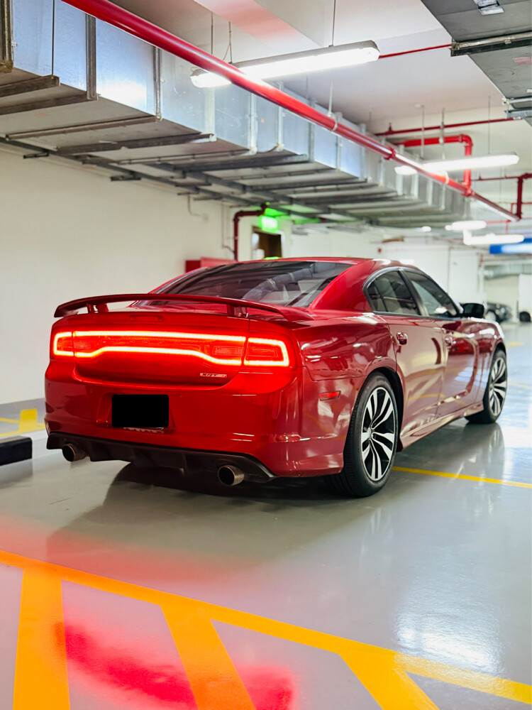Dodge Charger SRT8 (6.4L) - 6