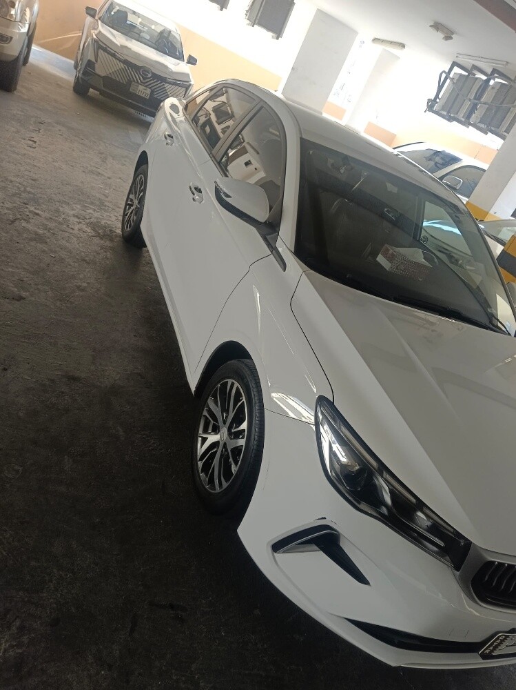 gely emgrand car - 4