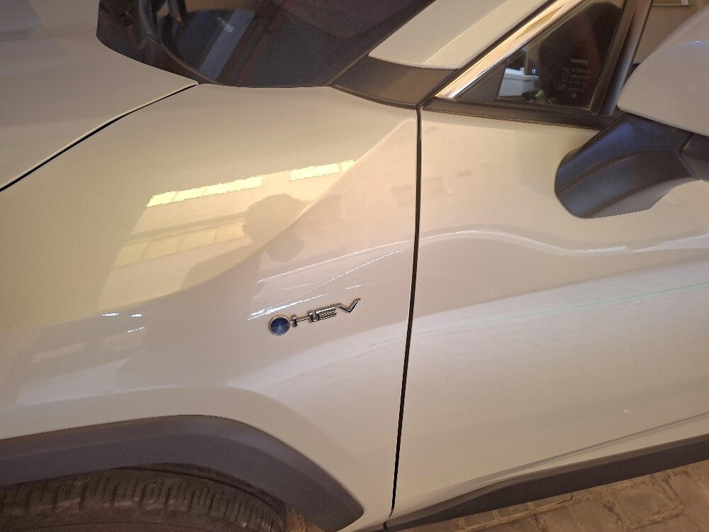 2025 Toyota RAV4 Hybrid AWD - 4