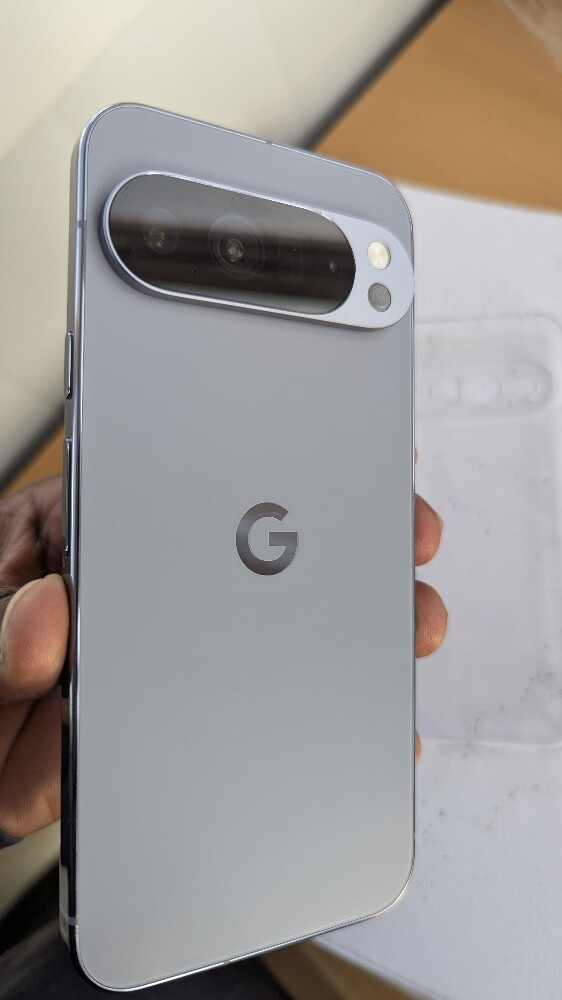 pixel 10 pro XL . - 4