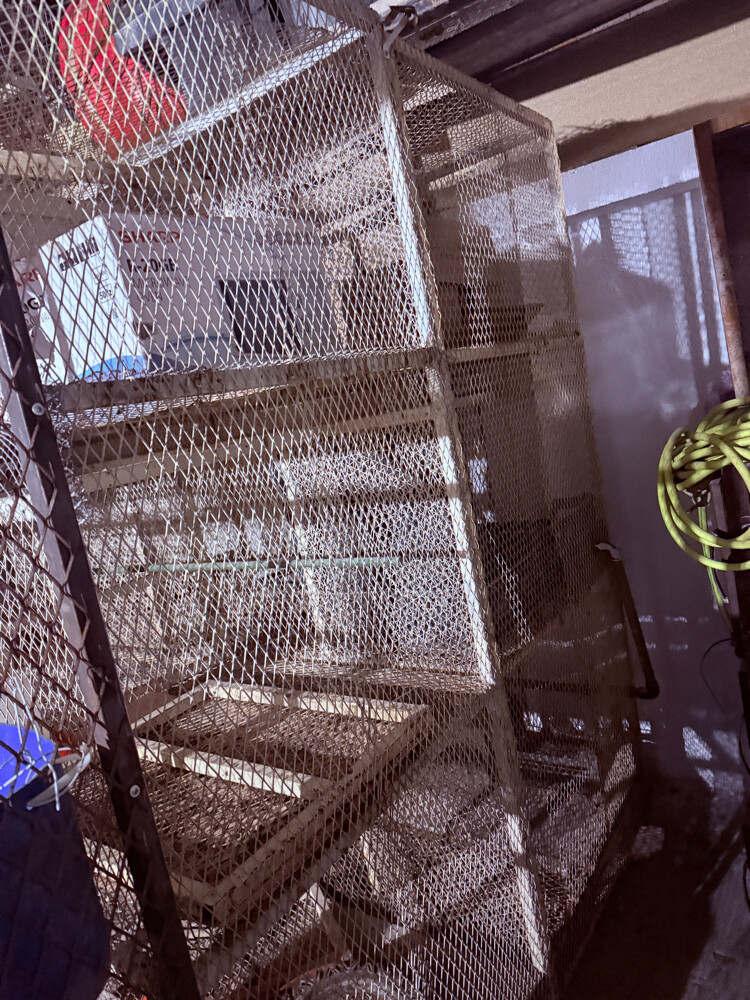 6 - DOORS BIRD CAGE - 3