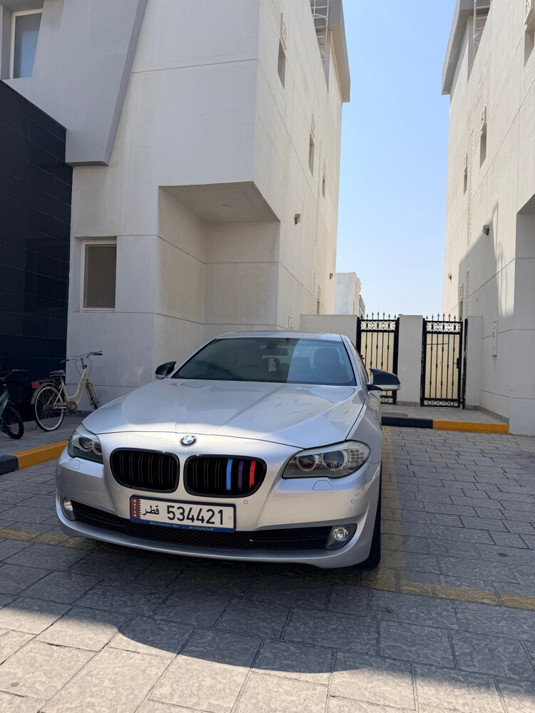 BMW 520i 2.0 Perfect Well Maintaind - 8