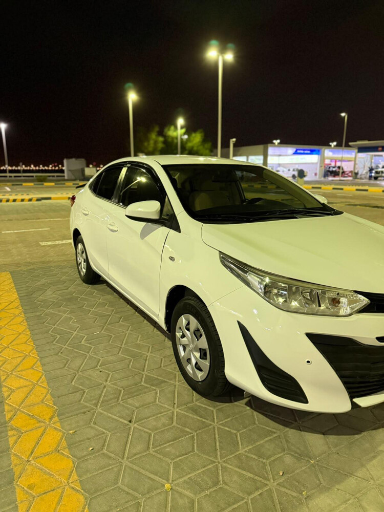 Toyota Yaris mint condition low km - 5