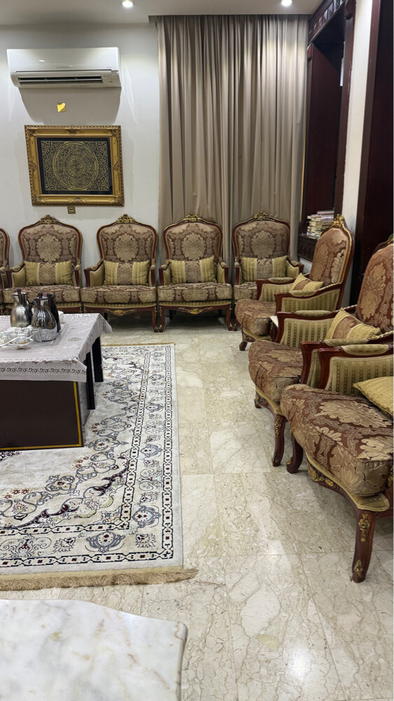 جلسة كراسي - 1